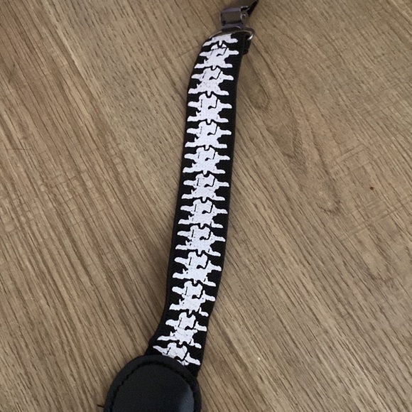 Skeleton suspenders. - Picture 2 of 3